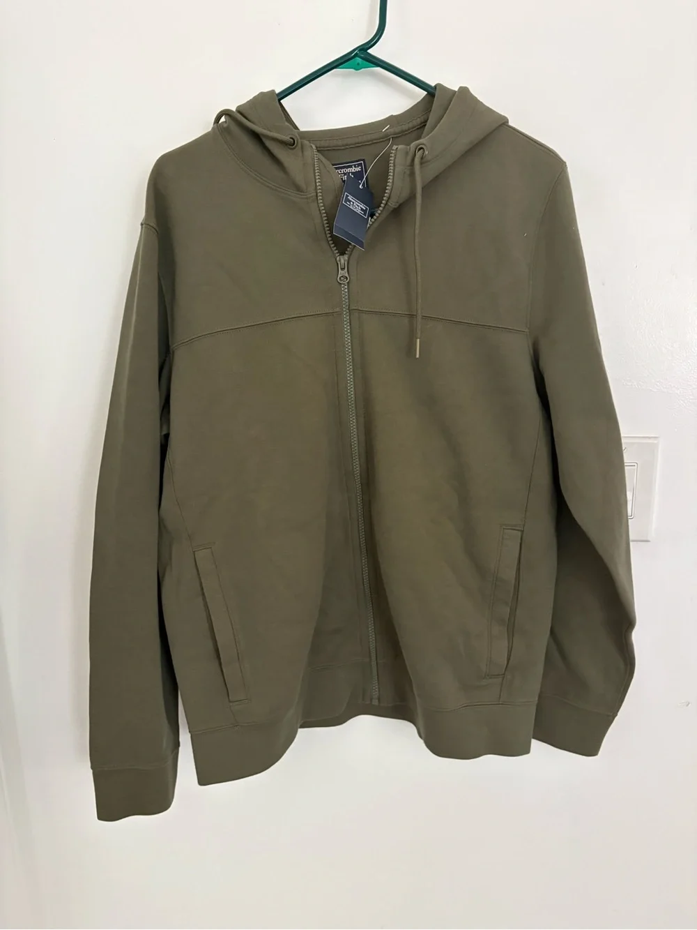 NWT Abercrombie & Fitch Olive Green Hooded Zip Sweater, size M